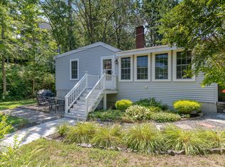 61 Pine Hill Rd S, Cape Neddick, ME 03902