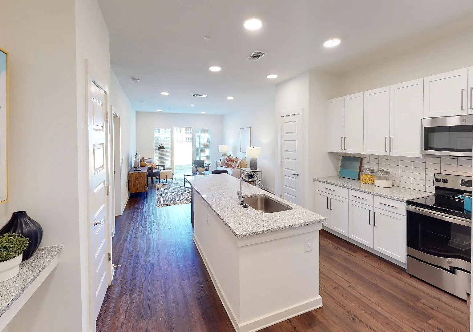 Station 75 Apartments at McDonough — Photo 4