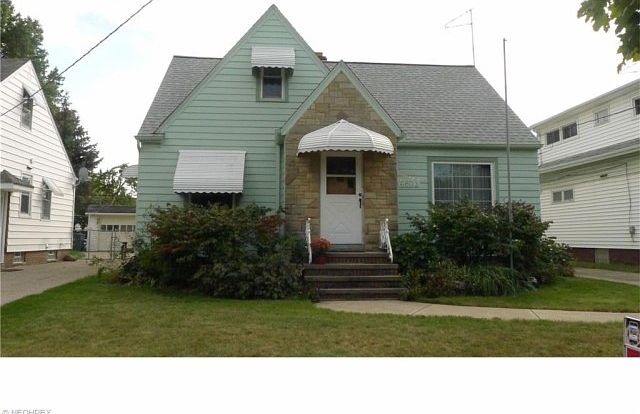 1st image of 6803 Vandalia Ave