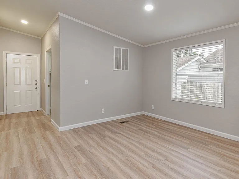 10210 Berrypatch Ln — Photo 15