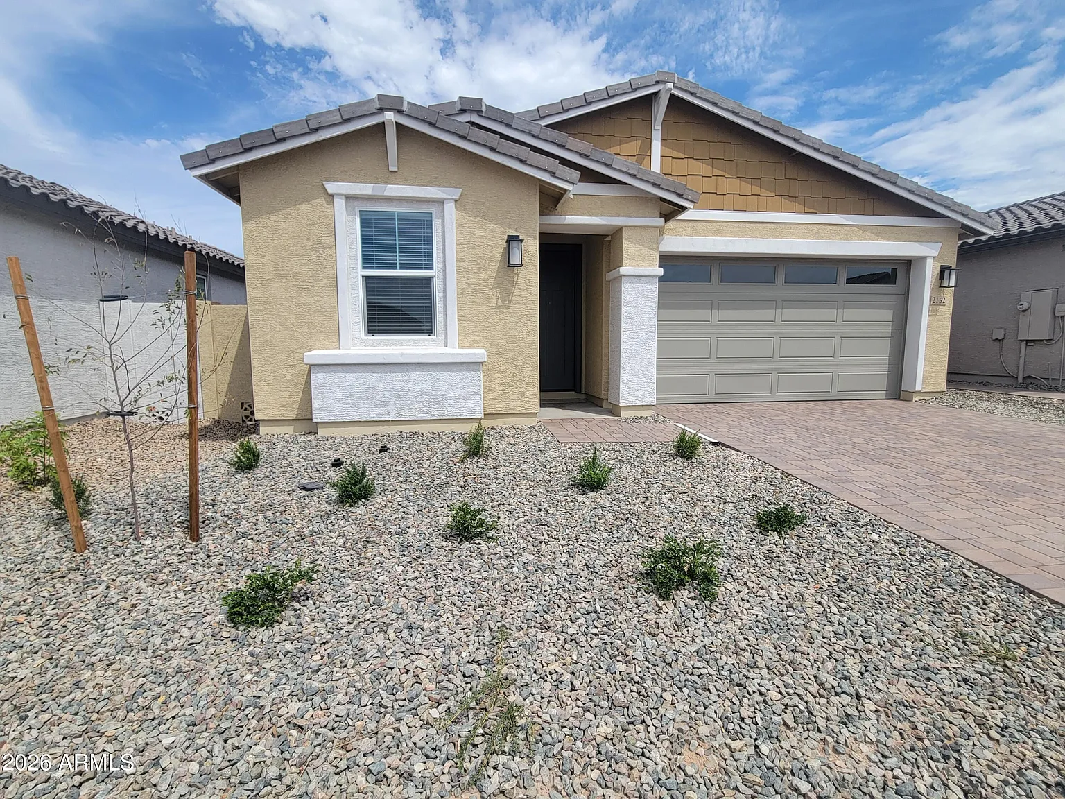 4 bed, 3.0 bath, 2000 sqft, $2,900 — Photo 2