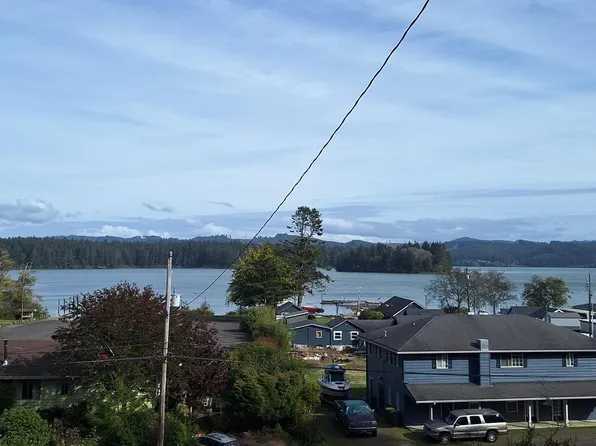 4740 Pacific Ave, Westlake, OR 97493