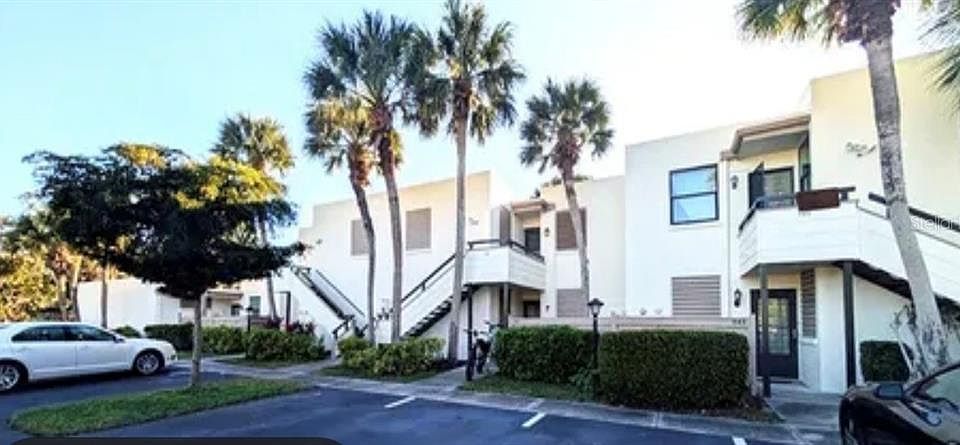 1st image of 345 Springdale Dr #345