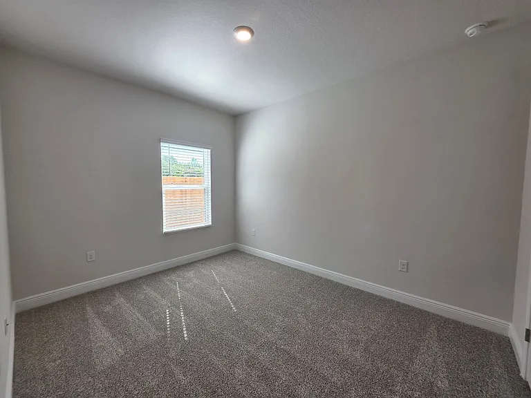 8057 Fir Tree Dr — Photo 36
