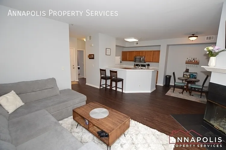 60 Sandstone Ct #H — Photo 8
