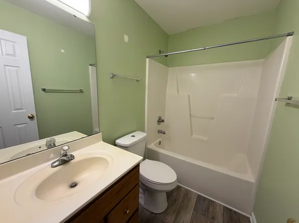 383 S Moore St, Clayton, NC 27520