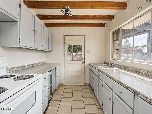 5th image of 1517 E Boutz Rd