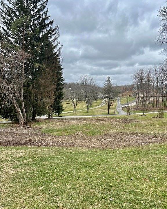 2nd image of 268 Thompsonville Rd