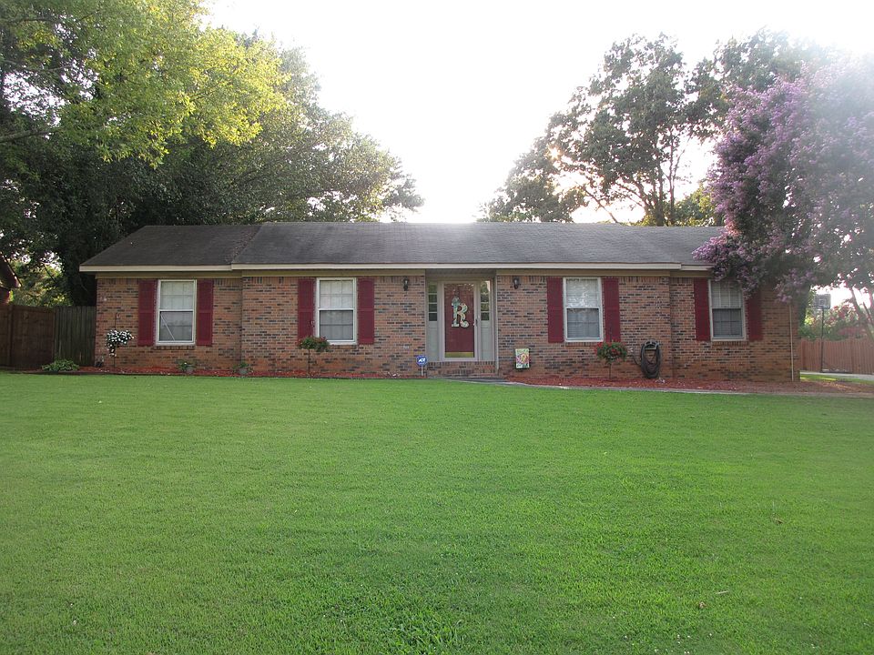1st image of 1617 Bridlewood Dr