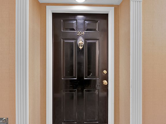 4th image of 26204 Plantation Dr NE