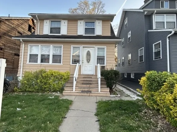 39 Wayne Ave, East Orange City, NJ 07018