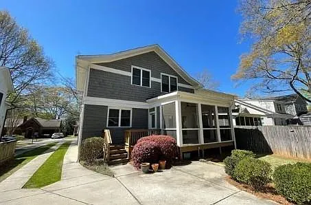 204 Cambridge Ave — Photo 9