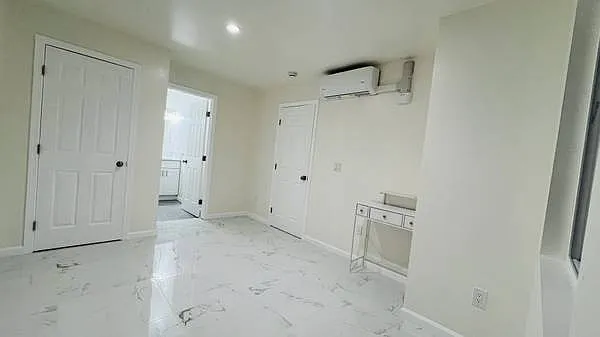 6243 Chapman Ave — Photo 5