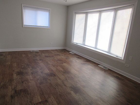 2nd image of 17223 Greenbay Ave