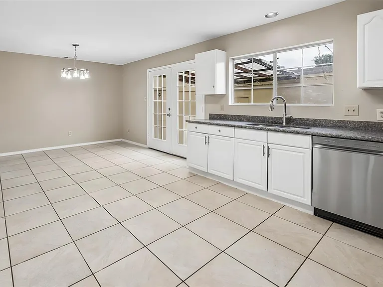 7208 S Dairy Ashford Rd — Photo 5