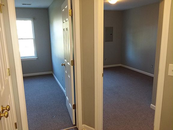 4th image of 1509 Stonefield Dr