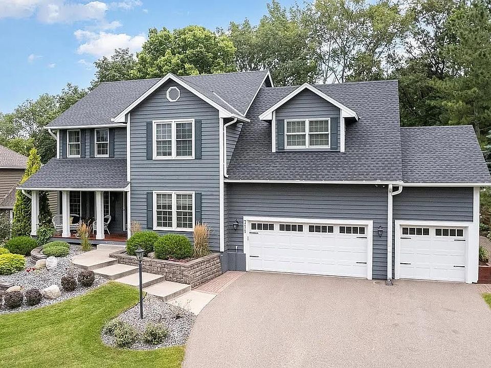 1st image of 711 Bridle Ridge Rd
