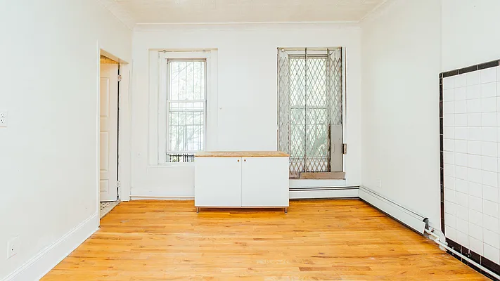 Rented by Nooklyn NYC LLC | media 14