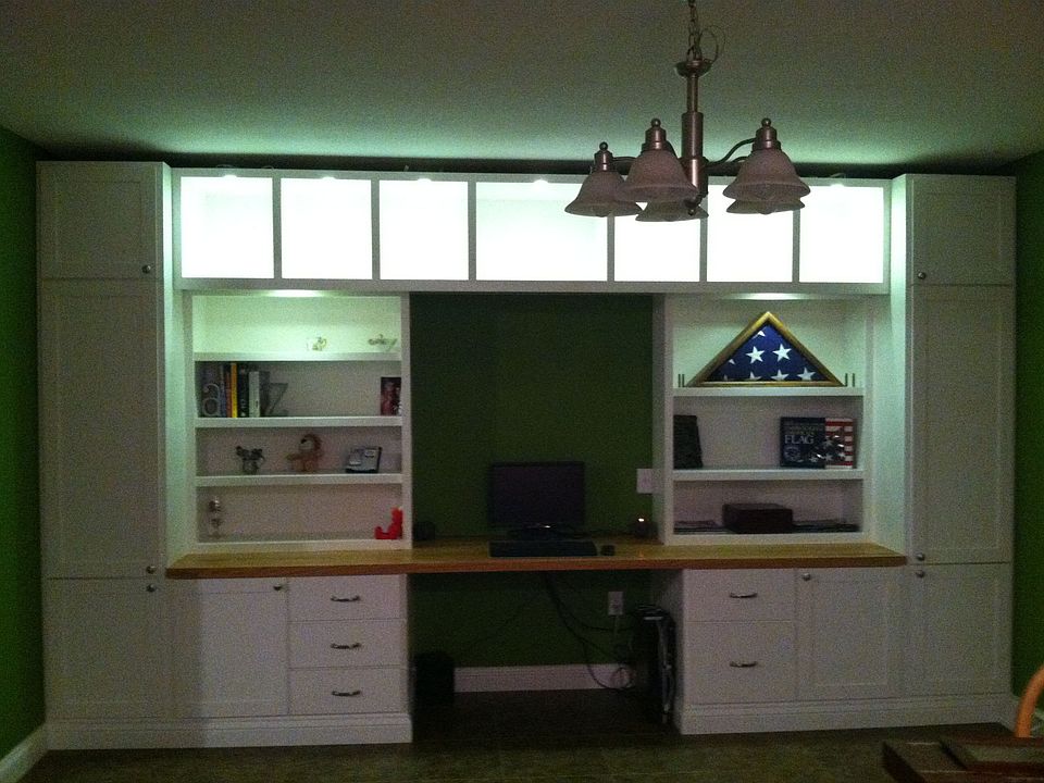 2nd image of 884 Russell Rd