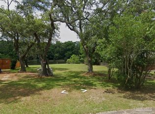 3420 Bayou Dr, Pensacola, FL 32505