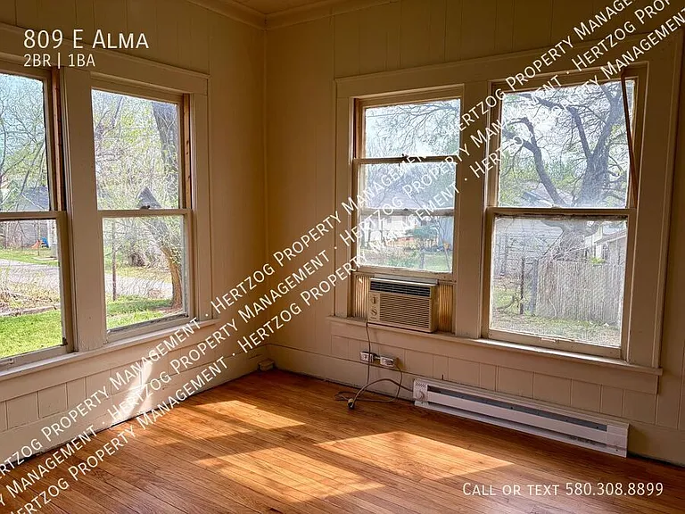 809 E Alma Ave — Photo 14