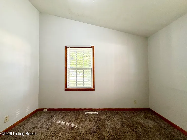 5210 Delaware Dr — Photo 6