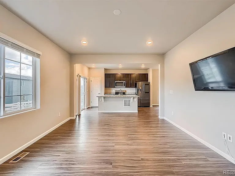 1st floor living room and kitchen