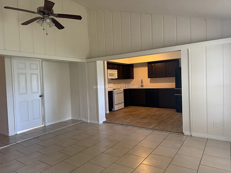 3239 Haddon Ave NE — Photo 5