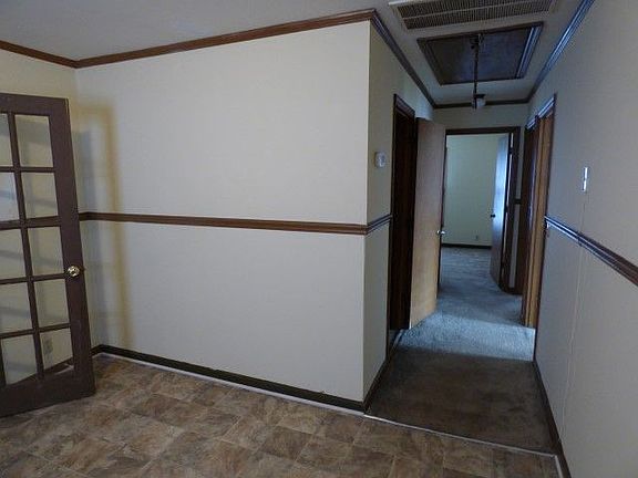 5th image of 409 Hale Ave