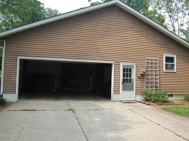 7165 Noel Rd — Photo 5