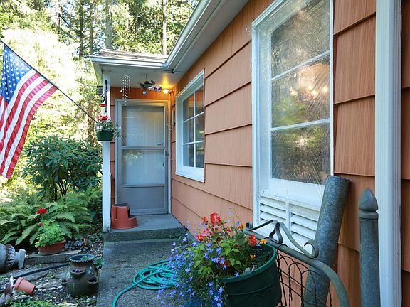 4th image of 5022 80th St E