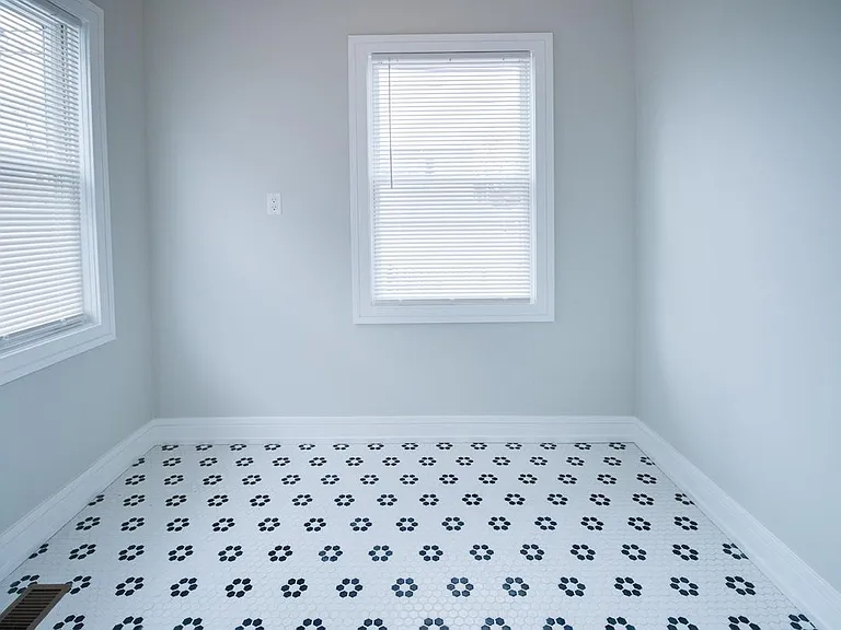 3138 N Lawndale Ave #1 — Photo 9