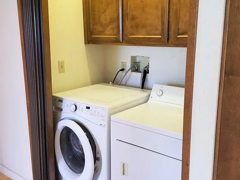 229 Butte Dr — Photo 8