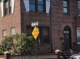 9501 Woodhaven Ct, Ozone Park, NY 11416