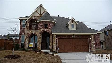4th image of 208 Lyndhurst Dr