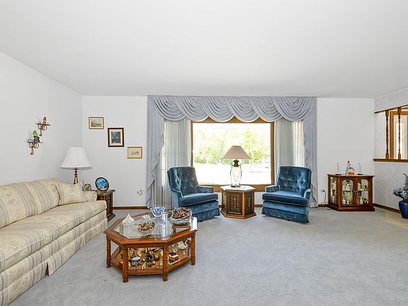 4th image of 6031 James St