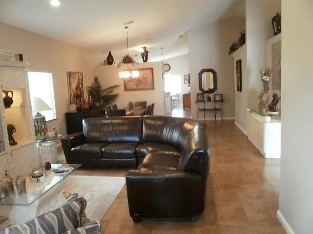 6365 Lansdowne Cir — Photo 16