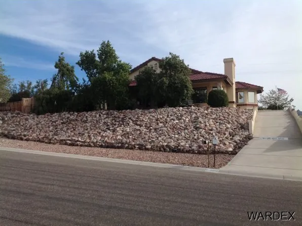 3545 Indian Hill Dr, Bullhead City, AZ 86429