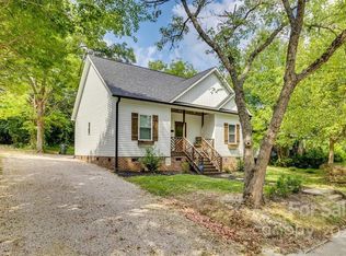 166 Center St, Chester, SC 29706