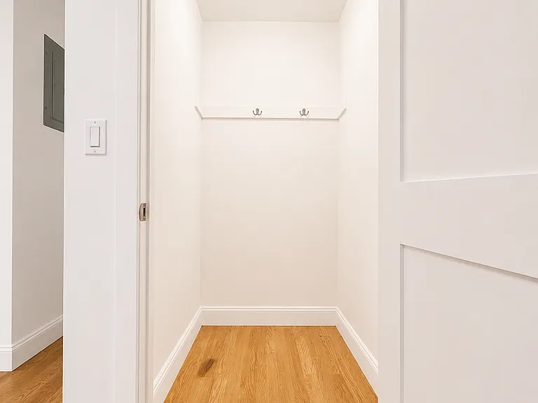 3621 Broadway #31 — Photo 9