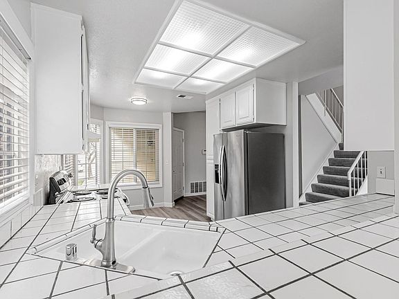 5th image of 1198 Krebs Ct