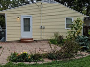 19661 W Cambridge Rd, Mundelein, IL 60060