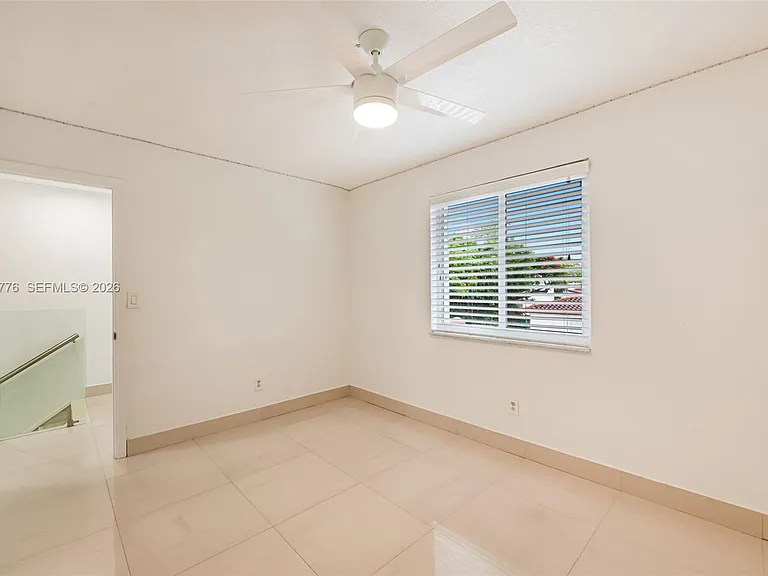 8411 SW 208th Ter — Photo 24