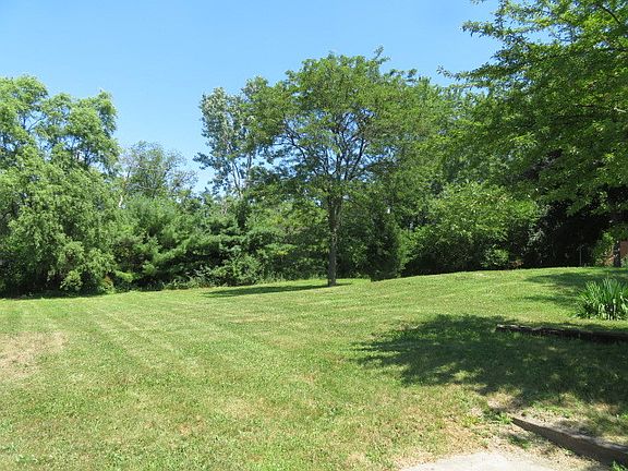 3rd image of 4050 Pamella Ln