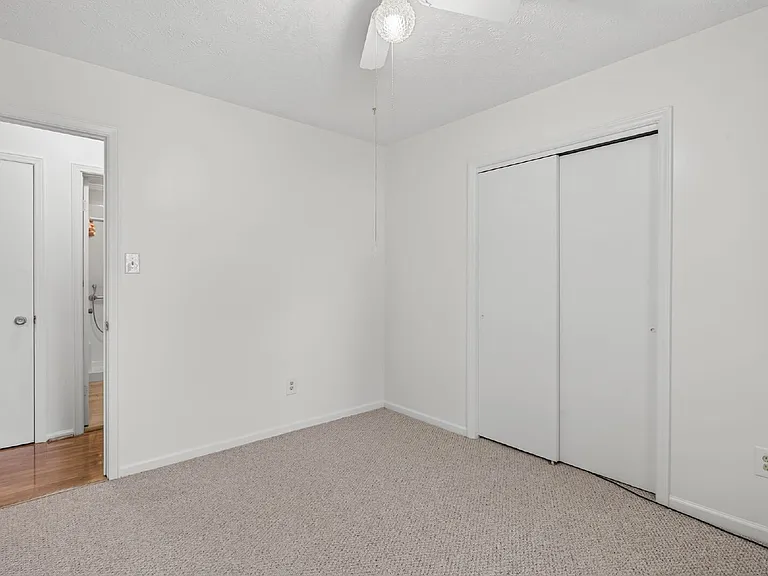 3225 Glenmore Dr — Photo 14