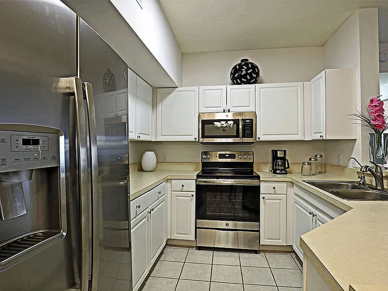15645 Ocean Walk Cir #116 — Photo 3