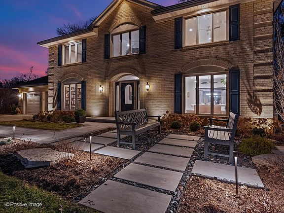 3rd image of 734 Forest Glen Ln