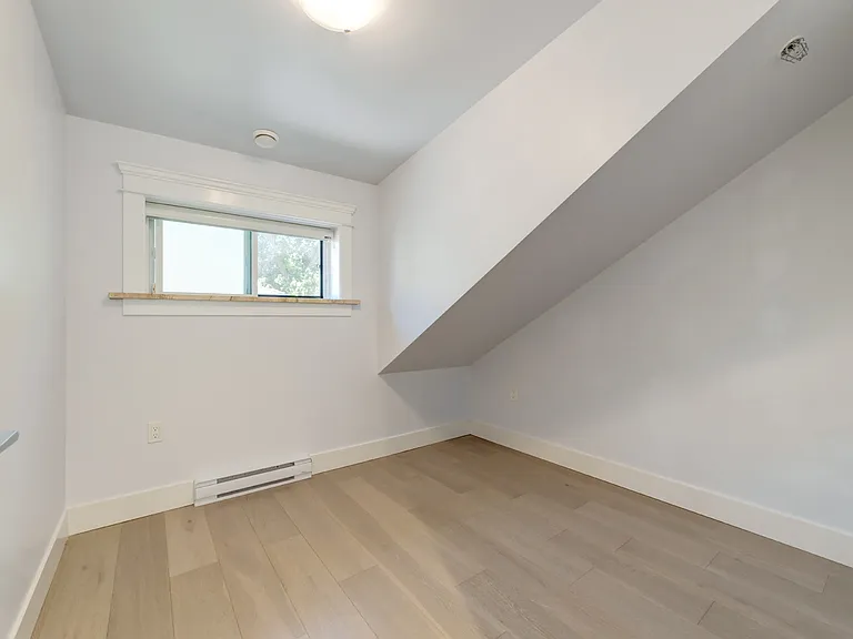 3017 Stephens St — Photo 8