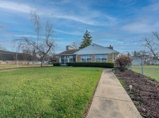 1417 N River Rd, McHenry, IL 60051