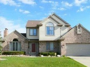 24652 Naples Dr, Novi, MI